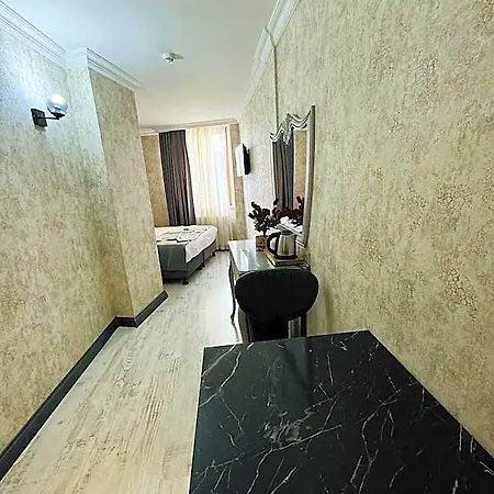 Old Viva Hotel 3*