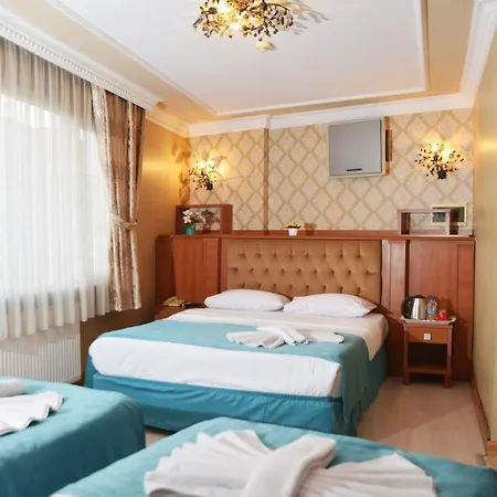 Old Viva Hotell 3*